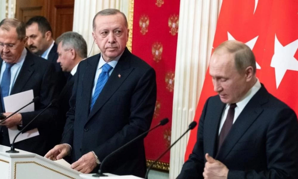 Φτιάχνει "σφηκοφωλιά" ο Ερντογάν: Αποκρούει το ελληνογαλλικό AUKUS κάνοντας ρωσική εξοπλιστική αποικία την Τουρκία